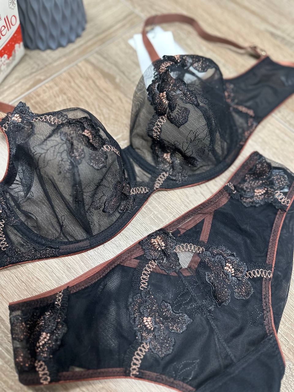 1147-SC MIRAGE Бюст